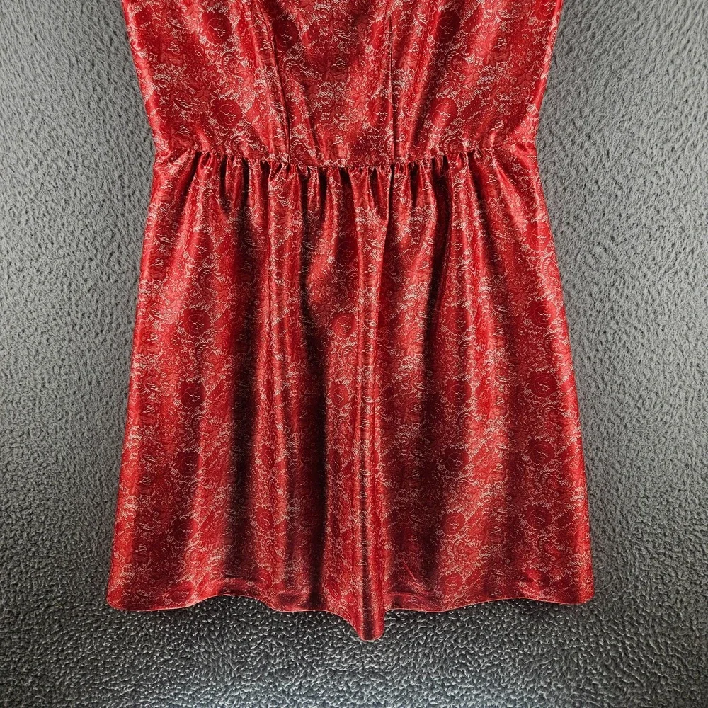 The Limited Dress Size 8 Fit and Flare Floral Print Back Zip Pocket Red White -8
